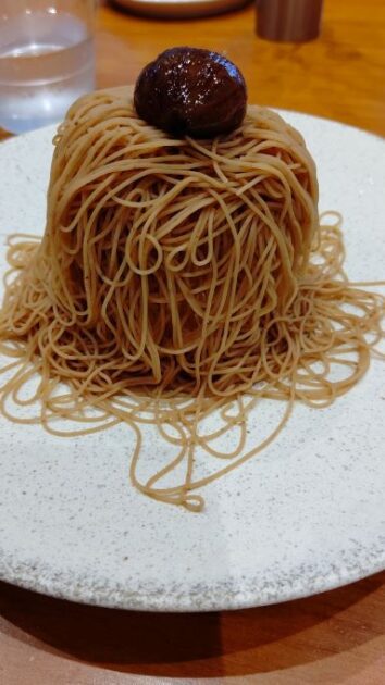 MOON PHASE CALENDAR February 2022～作家＆月の魔女・小泉茉莉花が月立ちから月籠りまでの月からキャッチしたメッセージをお届けします