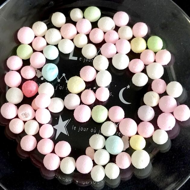 MOON PHASES CALENDAR June 2022～作家＆月の魔女・小泉茉莉花が月立ちから月籠りまでの月からキャッチしたメッセージをお気に入りのスイーツといっしょにお届けします